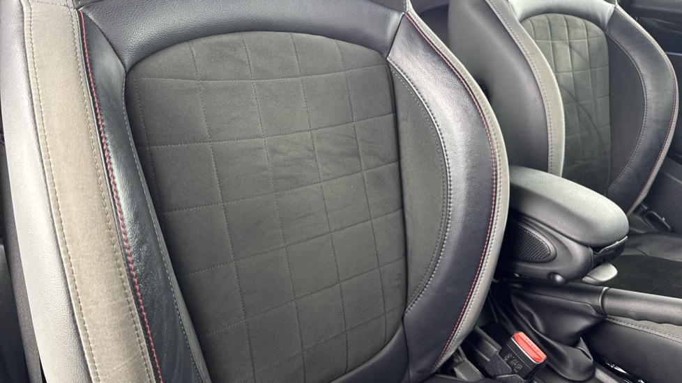 MINI Hatchback 1.5 Cooper Sport 3dr Petrol Hatchback - Image 39