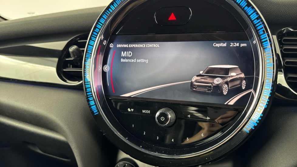 MINI Hatchback 1.5 Cooper Sport 3dr Petrol Hatchback - Image 49