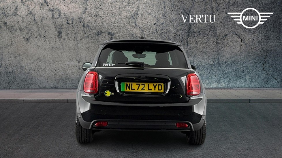 MINI Hatchback 135kW Cooper S Level 3 33kWh 3dr Auto Electric Hatchback - Image 15