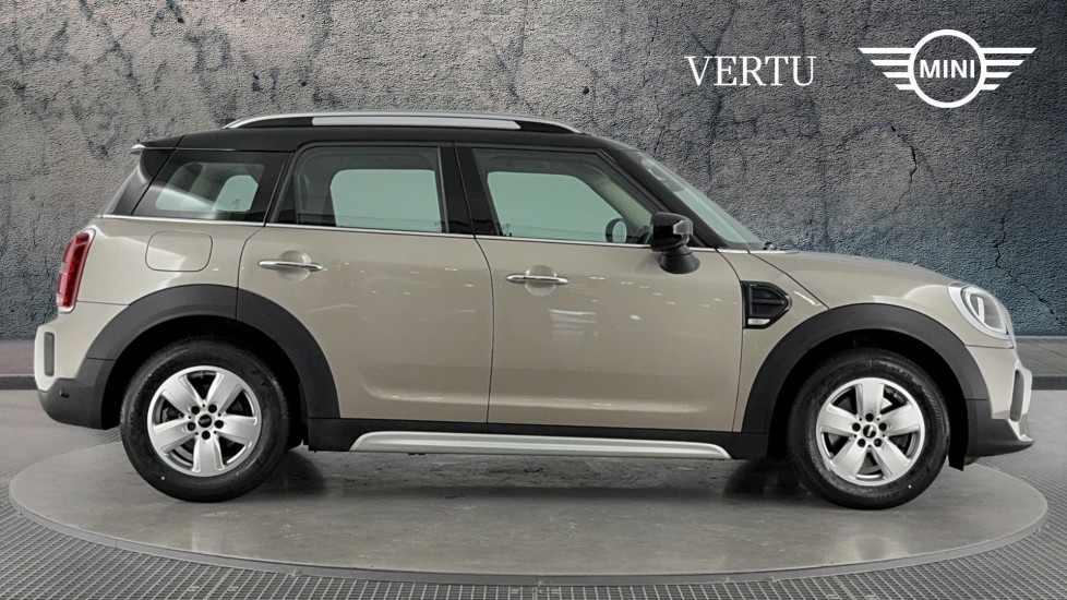 MINI Countryman 1.5 Cooper Classic 5dr Auto Petrol Hatchback - Image 3