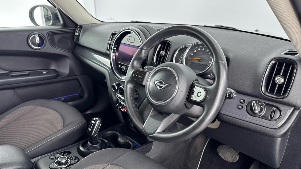 MINI Countryman 1.5 Cooper Classic 5dr Auto Petrol Hatchback - Image 6