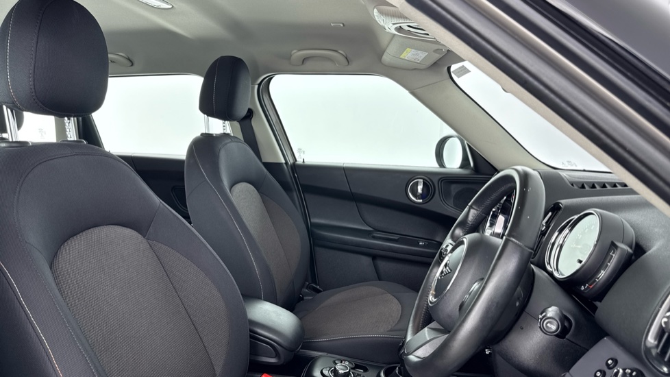 MINI Countryman 1.5 Cooper Classic 5dr Auto Petrol Hatchback - Image 11