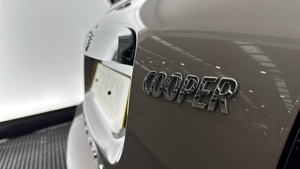 MINI Countryman 1.5 Cooper Classic 5dr Auto Petrol Hatchback - Image 24