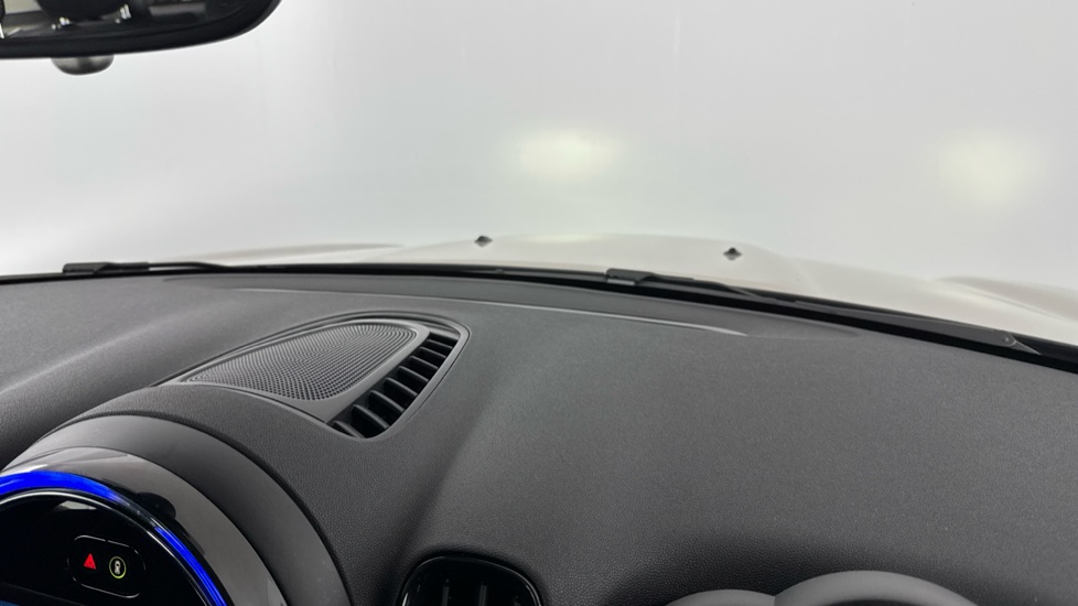 MINI Countryman 1.5 Cooper Classic 5dr Auto Petrol Hatchback - Image 45