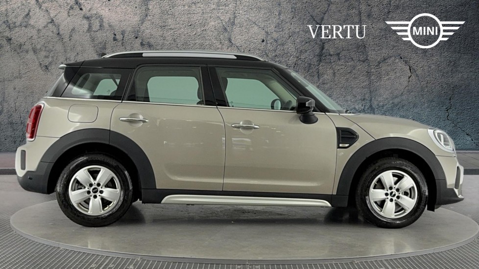 MINI Countryman 1.5 Cooper Classic 5dr Auto Petrol Hatchback - Image 3