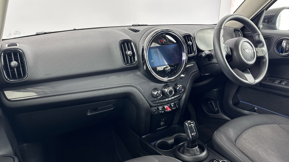MINI Countryman 1.5 Cooper Classic 5dr Auto Petrol Hatchback - Image 7