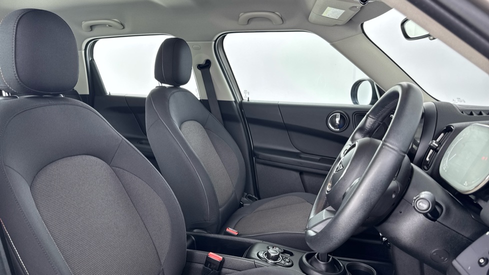 MINI Countryman 1.5 Cooper Classic 5dr Auto Petrol Hatchback - Image 11