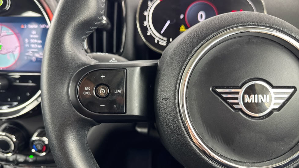 MINI Countryman 1.5 Cooper Classic 5dr Auto Petrol Hatchback - Image 17