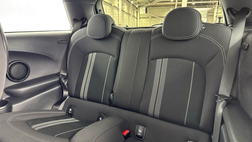 MINI Hatchback 2.0 Cooper S Sport II 3dr Auto Petrol Hatchback - Image 12