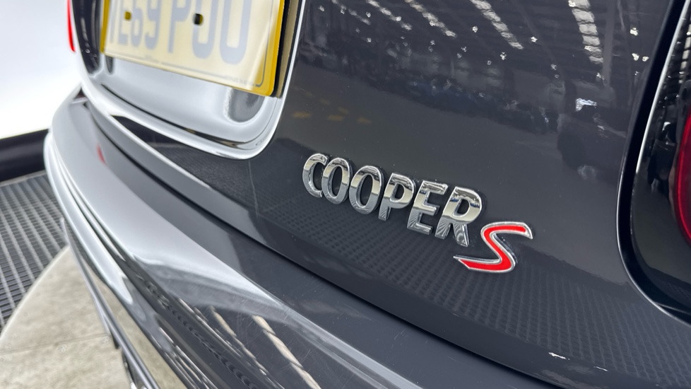 MINI Hatchback 2.0 Cooper S Sport II 3dr Auto Petrol Hatchback - Image 24