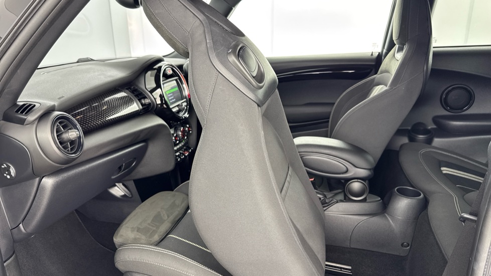 MINI Hatchback 2.0 Cooper S Sport II 3dr Auto Petrol Hatchback - Image 35