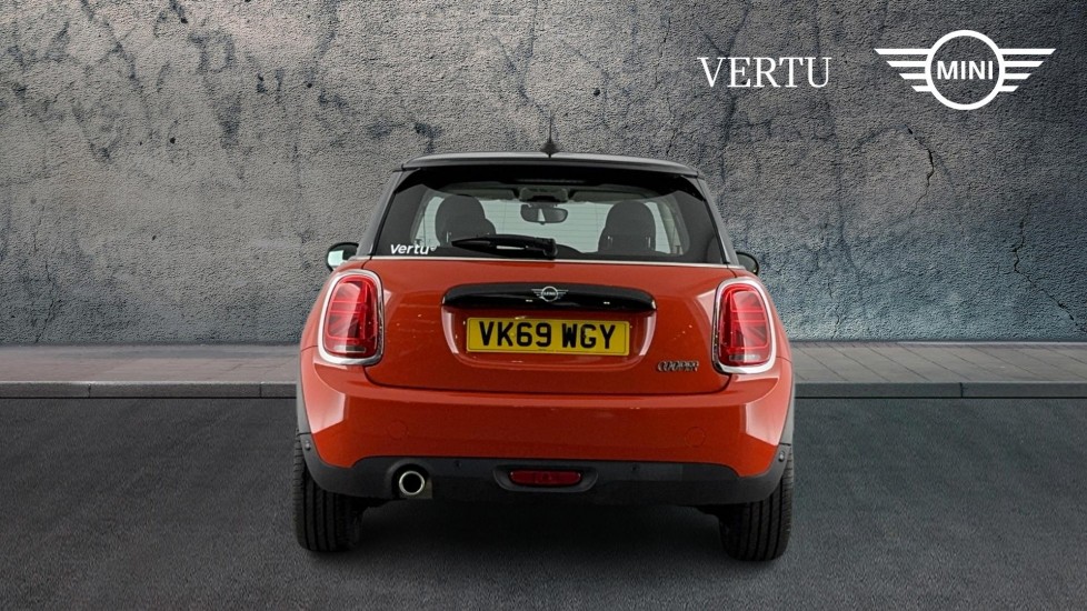 MINI Hatchback 1.5 Cooper Classic II 3dr Petrol Hatchback - Image 15