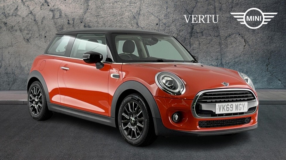 MINI Hatchback 1.5 Cooper Classic II 3dr Petrol Hatchback - Image 1