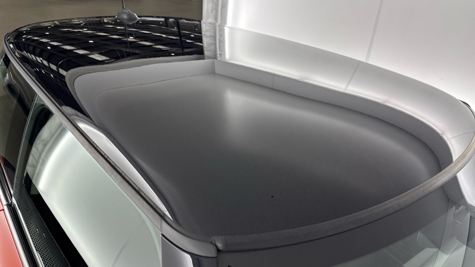 MINI Hatchback 1.5 Cooper Classic II 3dr Petrol Hatchback - Image 21
