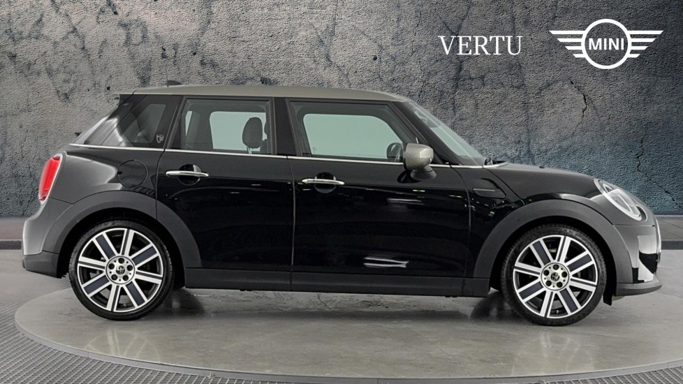 MINI Hatchback 1.5 Cooper Exclusive Premium 5dr Petrol Hatchback - Image 3
