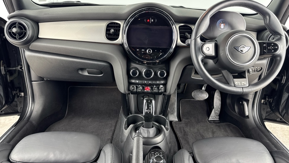 MINI Hatchback 1.5 Cooper Exclusive Premium 5dr Petrol Hatchback - Image 4