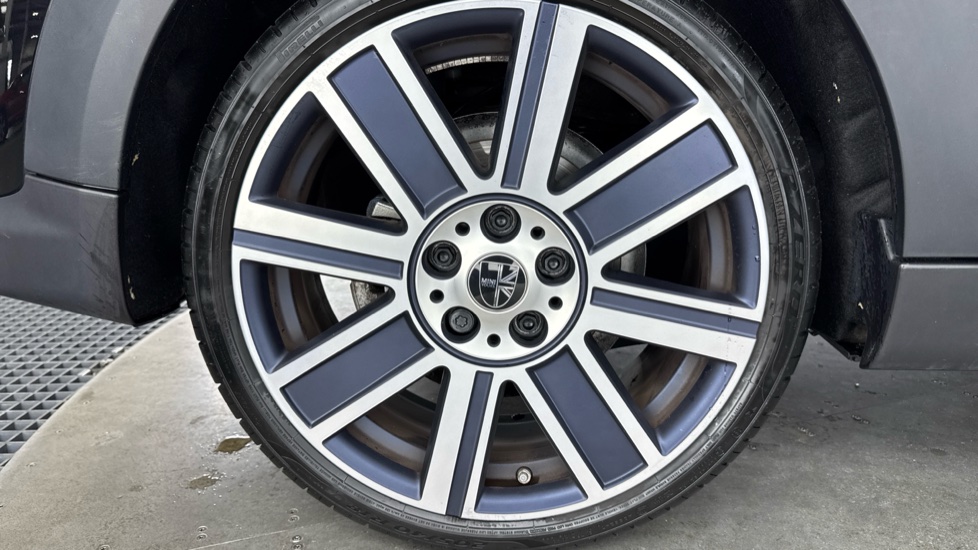 MINI Hatchback 1.5 Cooper Exclusive Premium 5dr Petrol Hatchback - Image 27