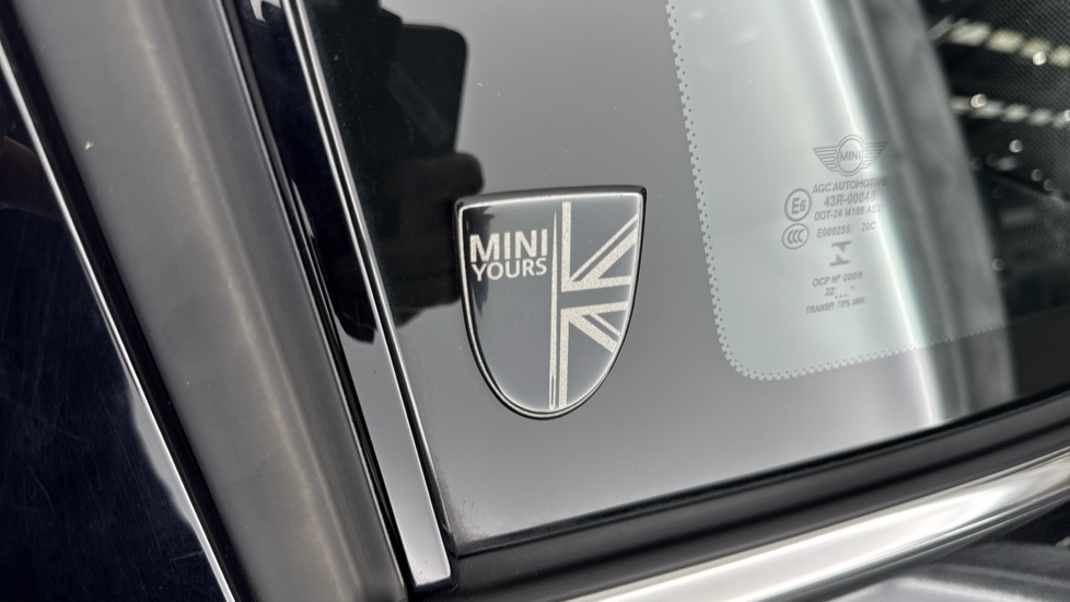 MINI Hatchback 1.5 Cooper Exclusive Premium 5dr Petrol Hatchback - Image 30