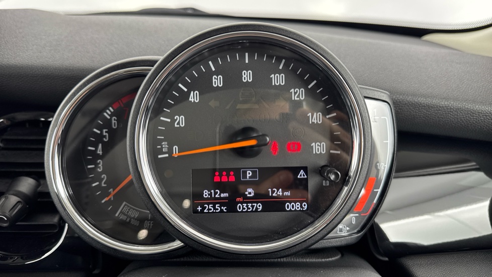 MINI Hatchback 1.5 Cooper Classic II 5dr Petrol Hatchback - Image 9