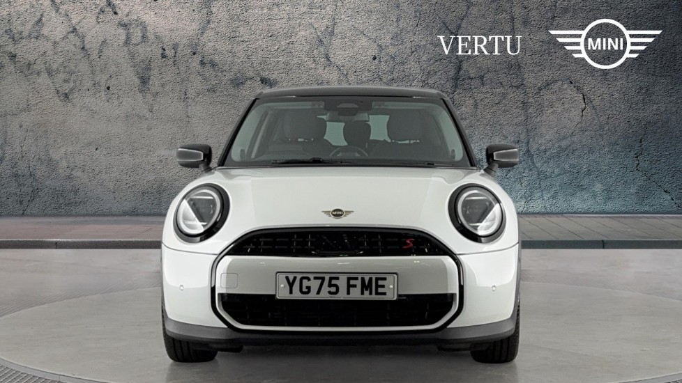 MINI Cooper 2.0 S Classic 5dr Auto Petrol Hatchback - Image 16