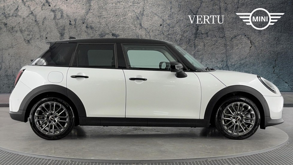 MINI Cooper 2.0 S Classic 5dr Auto Petrol Hatchback - Image 3