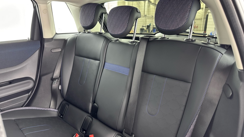 MINI Cooper 2.0 S Classic 5dr Auto Petrol Hatchback - Image 12