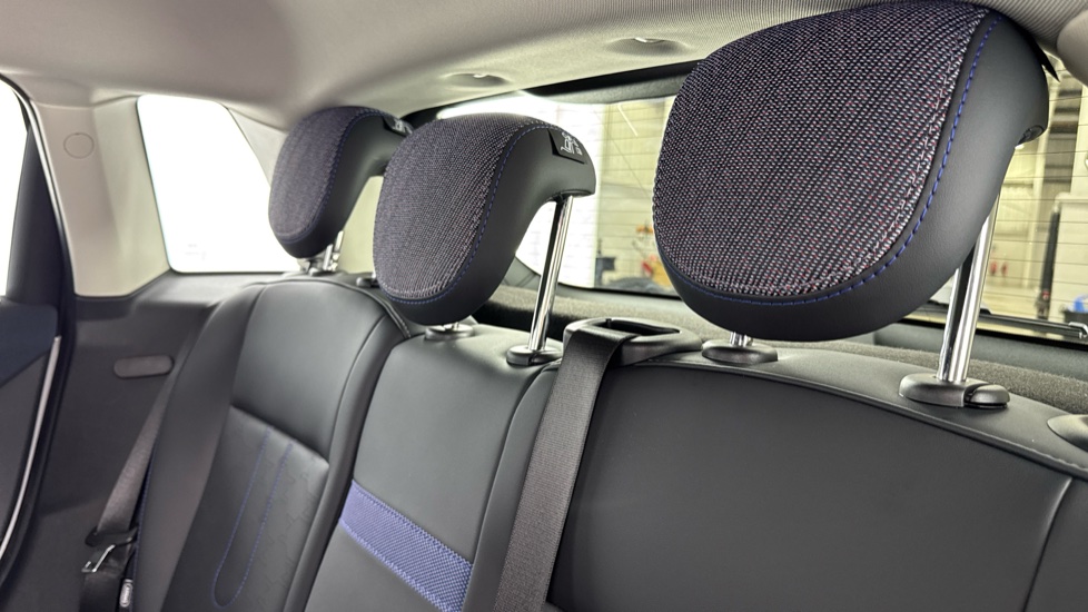 MINI Cooper 2.0 S Classic 5dr Auto Petrol Hatchback - Image 40