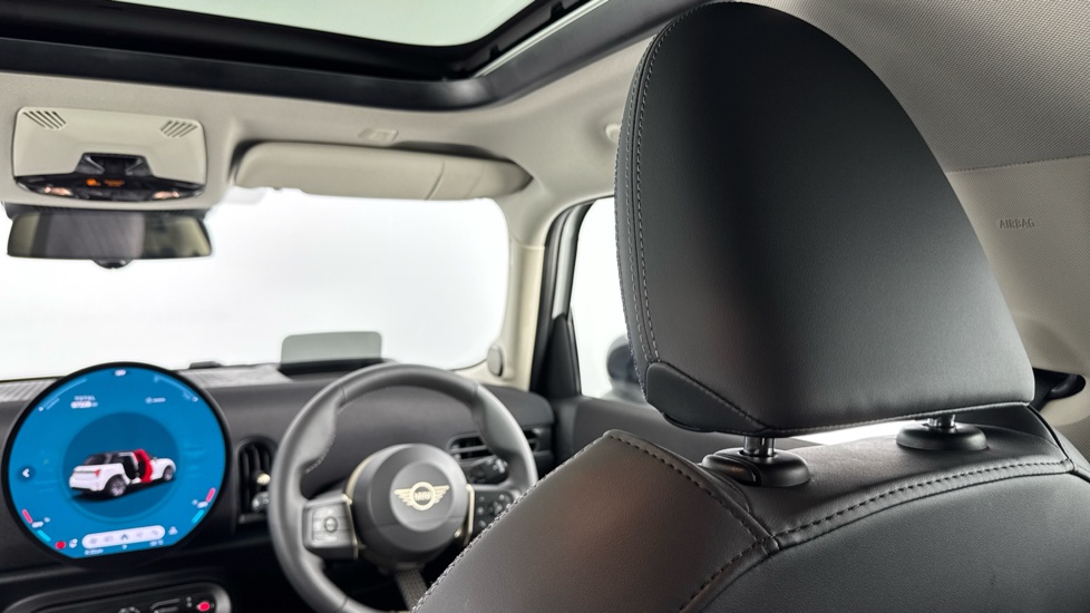 MINI Cooper 2.0 S Classic 5dr Auto Petrol Hatchback - Image 46