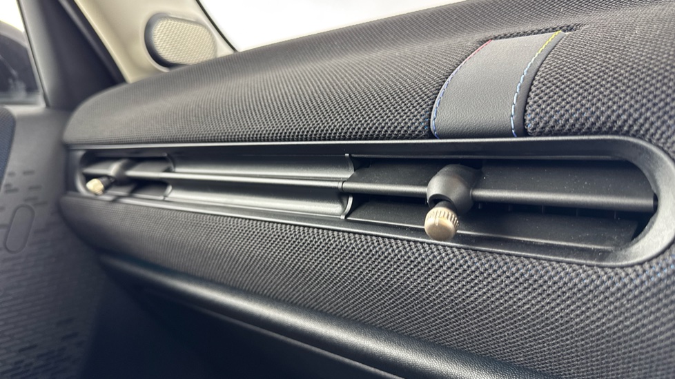 MINI Cooper 2.0 S Classic 5dr Auto Petrol Hatchback - Image 54
