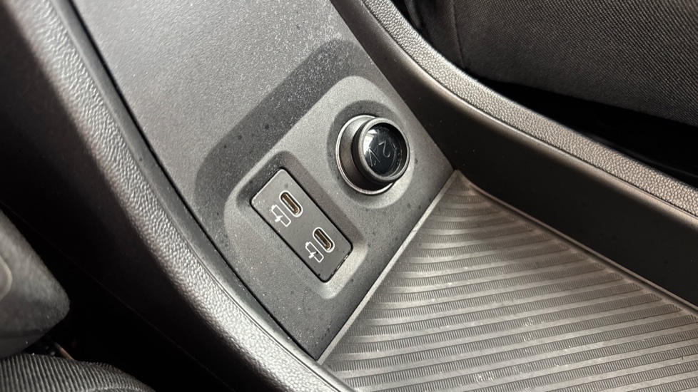 MINI Cooper 2.0 S Classic 5dr Auto Petrol Hatchback - Image 71