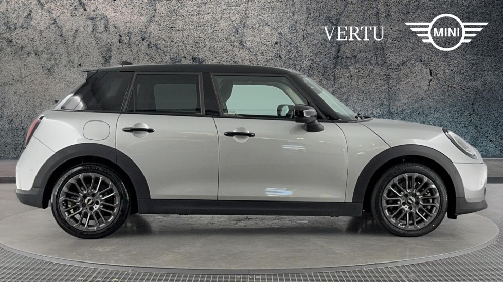 MINI Cooper 2.0 S Classic [Level 2] 5dr Auto Petrol Hatchback - Image 3