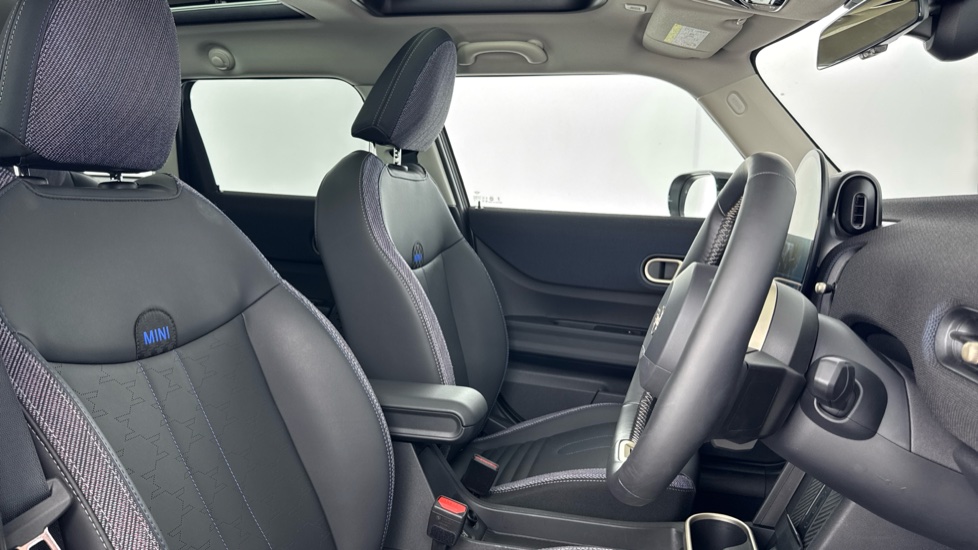 MINI Cooper 2.0 S Classic [Level 2] 5dr Auto Petrol Hatchback - Image 11