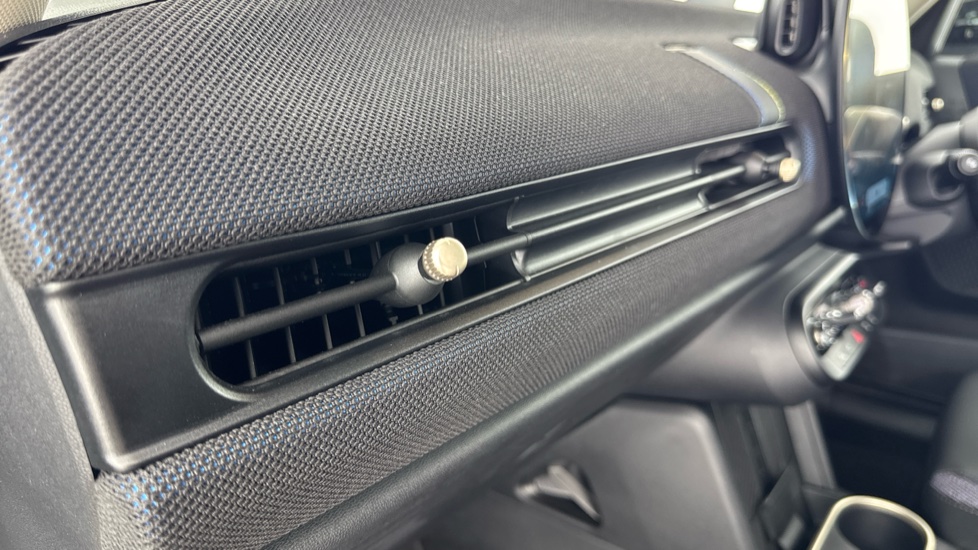 MINI Cooper 2.0 S Classic [Level 2] 5dr Auto Petrol Hatchback - Image 32