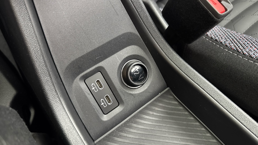 MINI Cooper 2.0 S Classic [Level 2] 5dr Auto Petrol Hatchback - Image 41