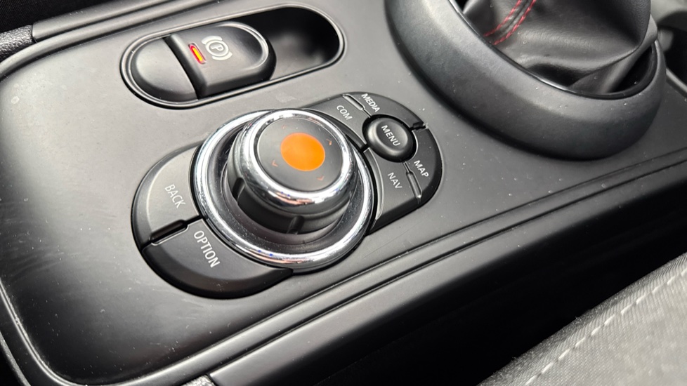 MINI Countryman 1.5 Cooper Sport 5dr Petrol Hatchback - Image 19