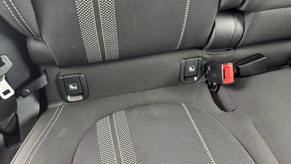 MINI Countryman 1.5 Cooper Sport 5dr Petrol Hatchback - Image 36