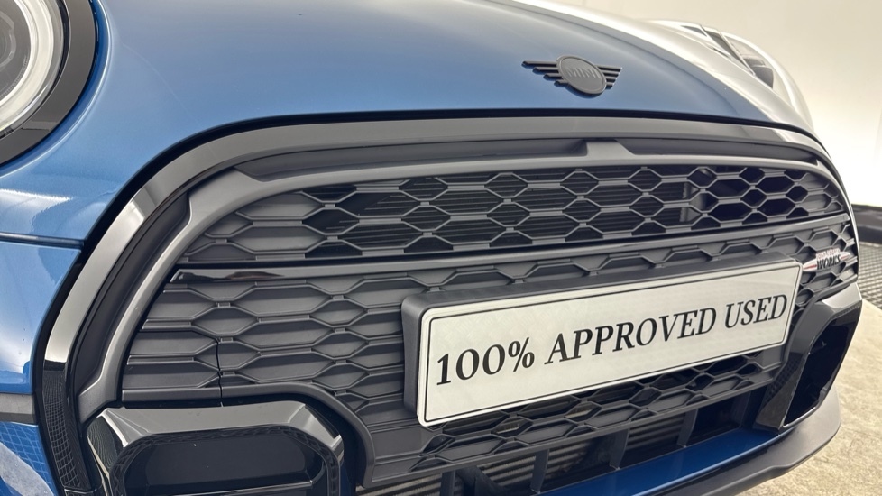 MINI Convertible 1.5 Cooper Sport 2dr Auto Petrol Convertible - Image 30
