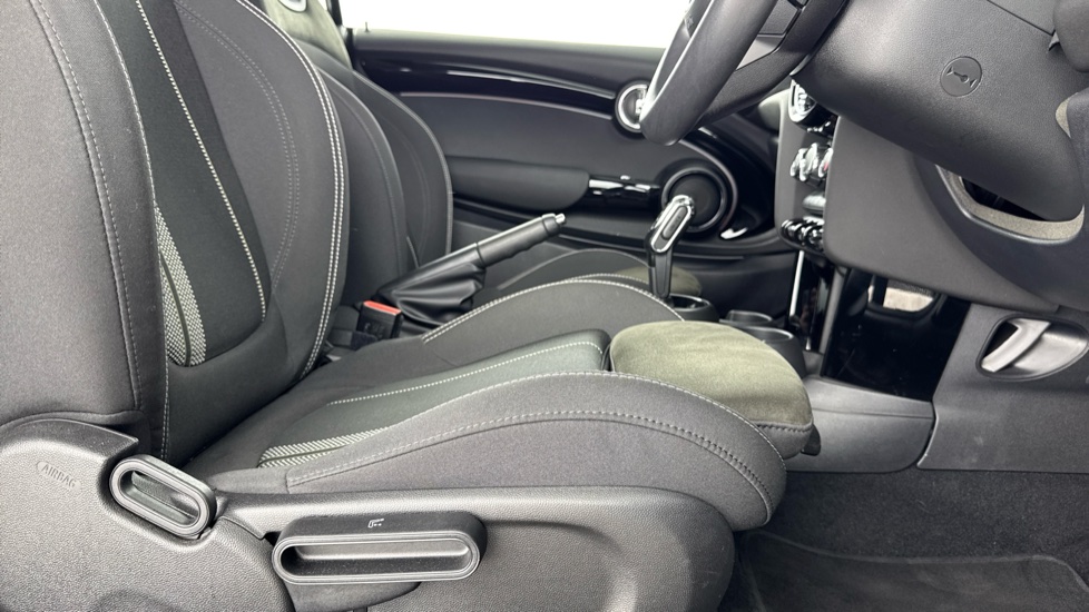MINI Convertible 1.5 Cooper Sport 2dr Auto Petrol Convertible - Image 38