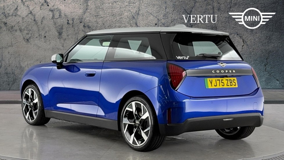 MINI Cooper 135kW E Exclusive [Level 1] 41kWh 3dr Auto Electric Hatchback - Image 2