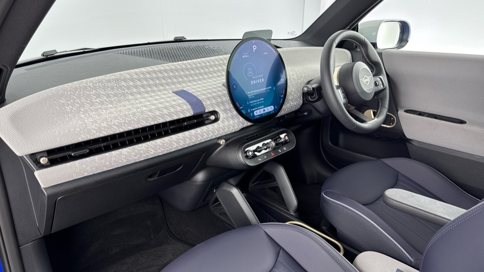 MINI Cooper 135kW E Exclusive [Level 1] 41kWh 3dr Auto Electric Hatchback - Image 7