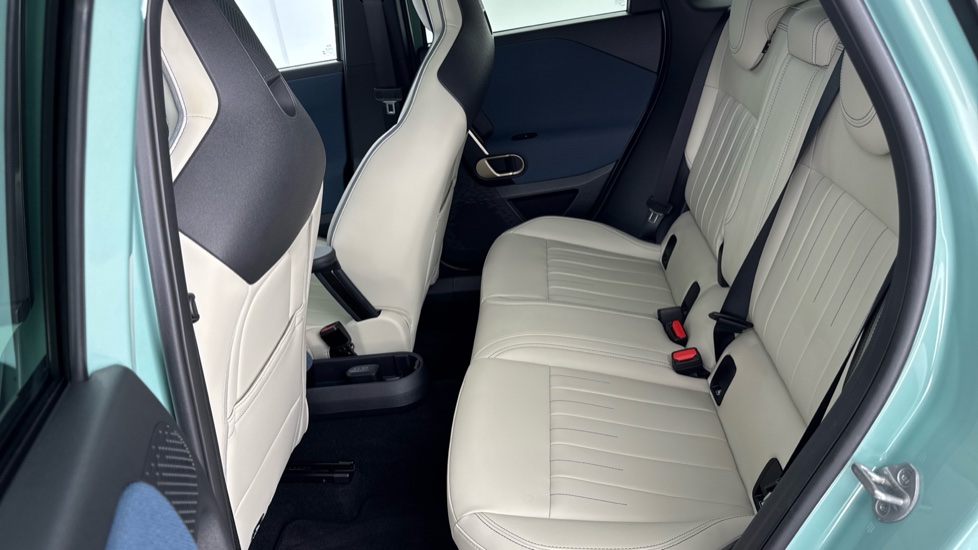 MINI Aceman 135kW E Exclusive [Level 2] 43kWh 5dr Auto Electric Hatchback - Image 12