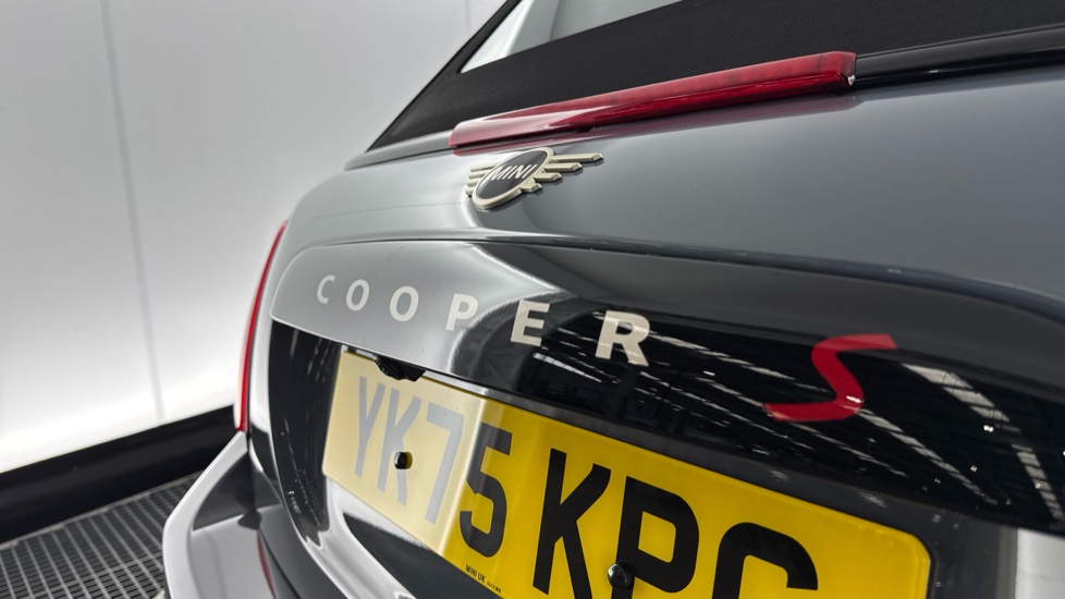 MINI Cooper 2.0 C Exclusive [Level 3] 2dr Auto Petrol Convertible - Image 24
