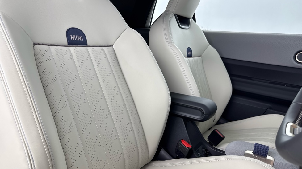 MINI Cooper 2.0 C Exclusive [Level 3] 2dr Auto Petrol Convertible - Image 40