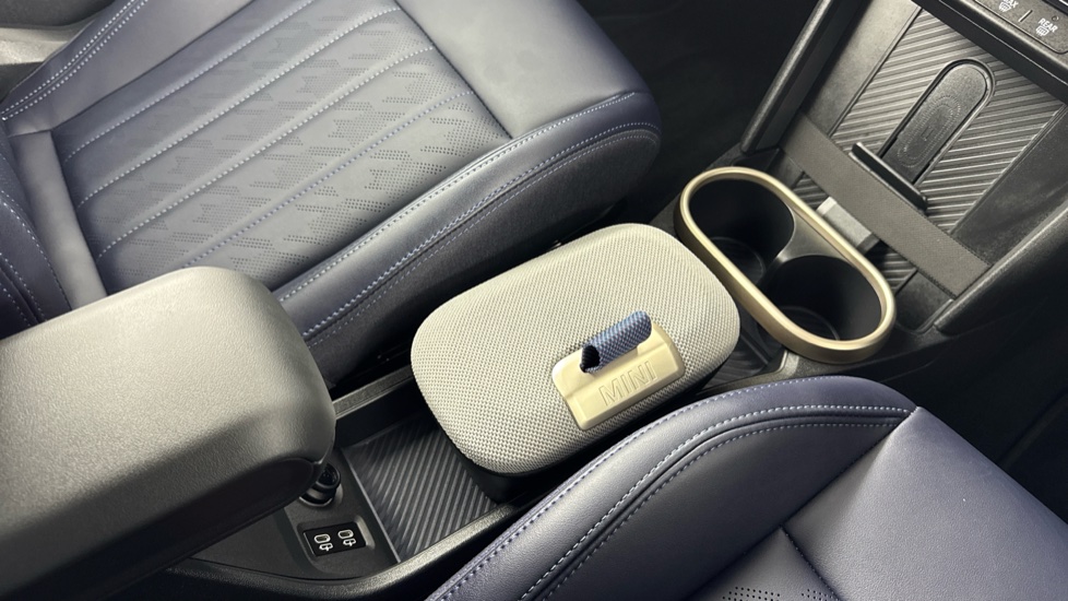 MINI Cooper 1.5 C Exclusive [Level 1] 3dr Auto Petrol Hatchback - Image 10