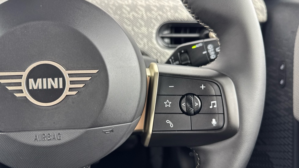 MINI Cooper 1.5 C Exclusive [Level 1] 3dr Auto Petrol Hatchback - Image 18