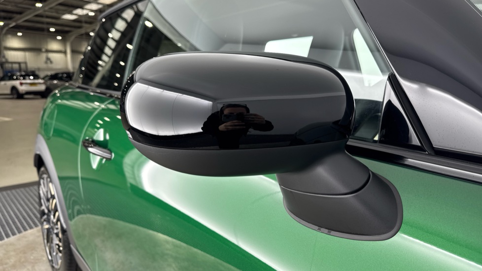 MINI Cooper 1.5 C Exclusive [Level 1] 3dr Auto Petrol Hatchback - Image 29