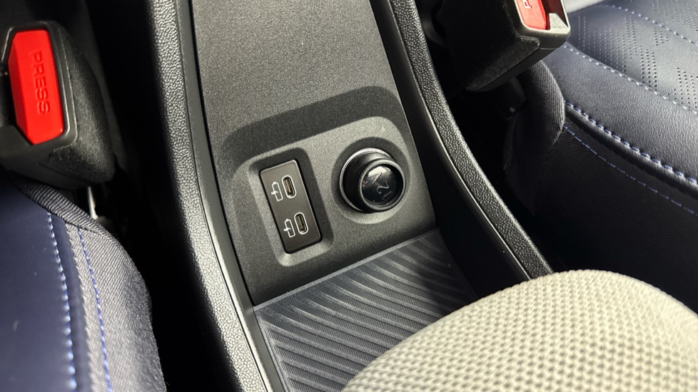 MINI Cooper 1.5 C Exclusive [Level 1] 3dr Auto Petrol Hatchback - Image 45