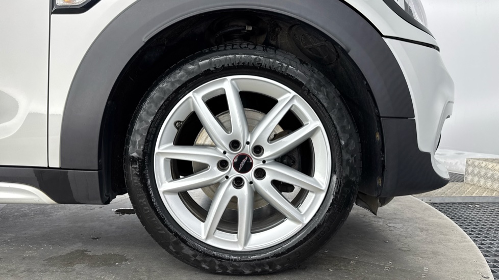 MINI Countryman 1.5 Cooper Sport 5dr Petrol Hatchback - Image 14