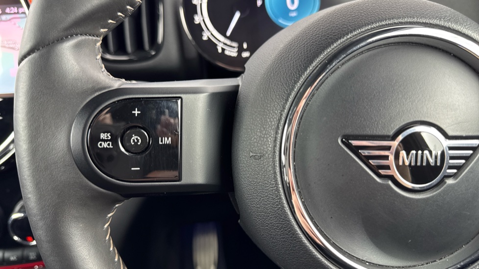 MINI Countryman 1.5 Cooper Sport 5dr Petrol Hatchback - Image 17