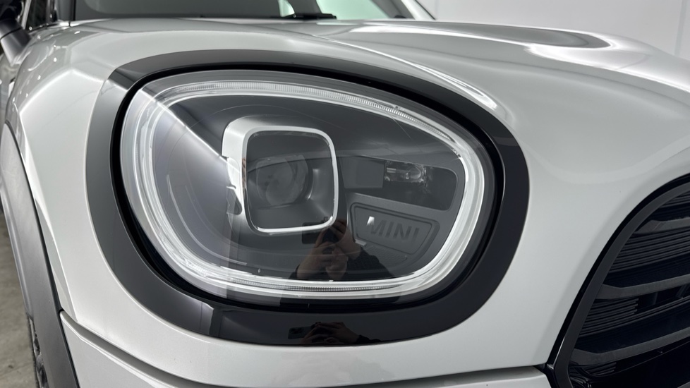 MINI Countryman 1.5 Cooper Sport 5dr Petrol Hatchback - Image 23